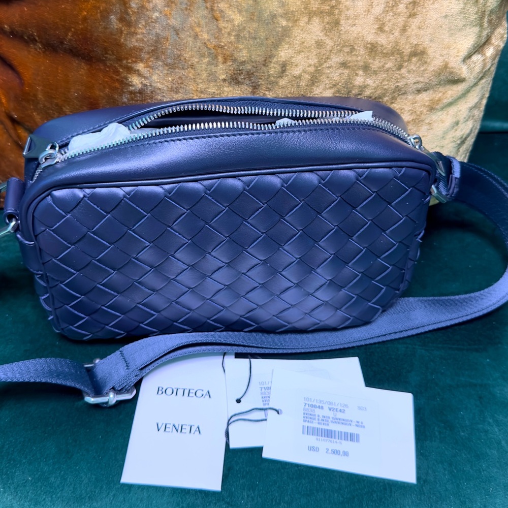 bottega venetta avenue bag